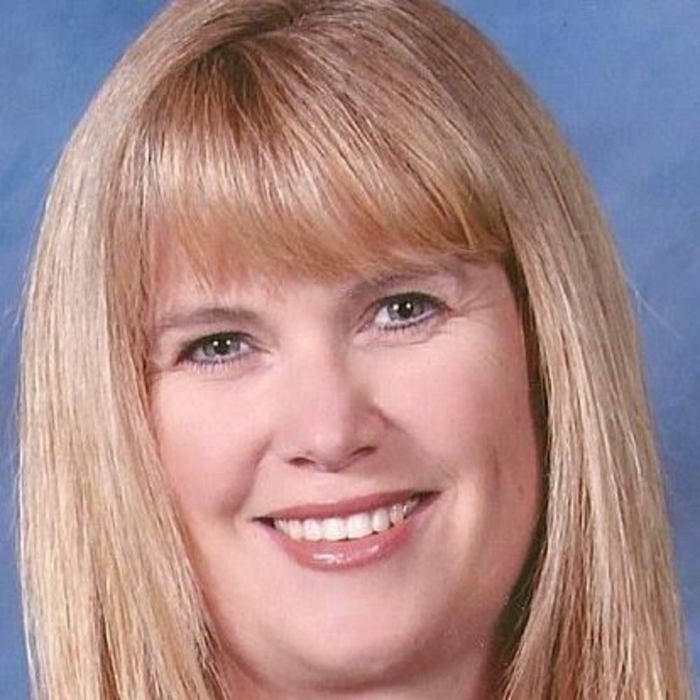 Meet your Posher, Gina